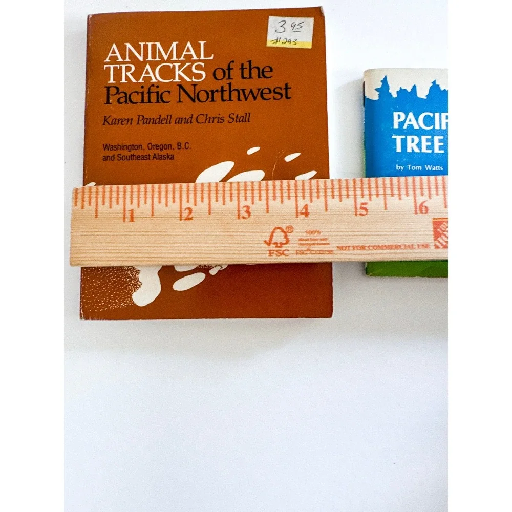 Vintage Pacific Northwest Nature Guides Animal Tracks and Tree Finder Set PNW‎